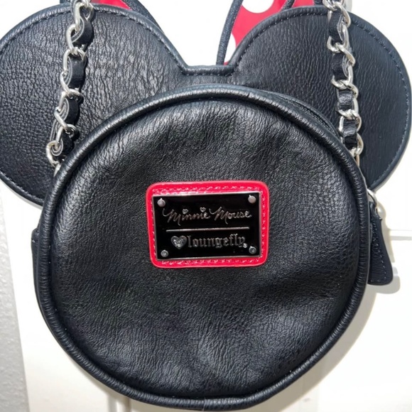 Loungefly Minnie Mouse Crossbody - Picture 2 of 4
